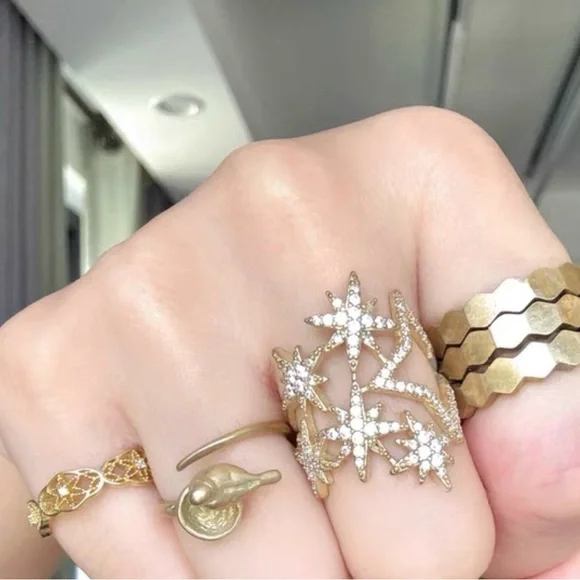 Star Ring - Picture 8 of 8